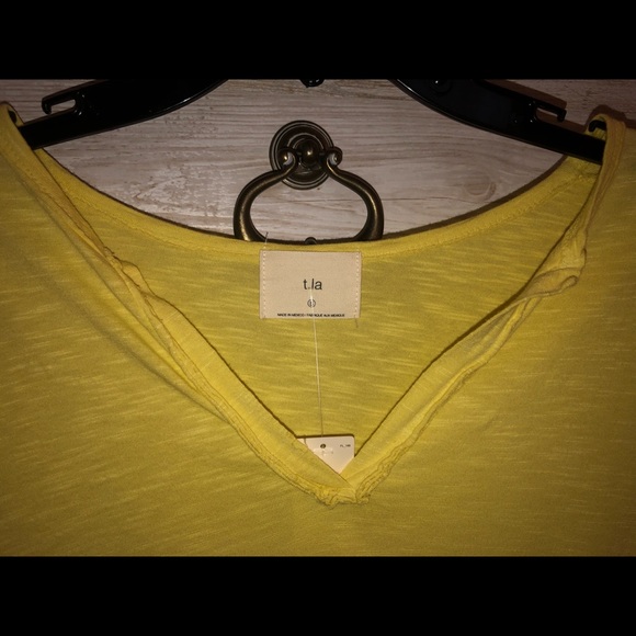 Anthropologie tee!! - Picture 3 of 3